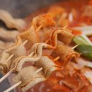 통큰솥뚜껑닭볶음탕 - 남구 돋질로302번길 27-1 | 통큰솥뚜껑닭볶음탕
