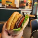 프랭크수제버거(평택고덕점) | [프랭크버거] 치즈도넛비프버거 먹어본 솔직 후기