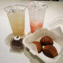 옥정스마트시티복합센터 주차장 | 창원 월담아 상하이버터떡 진해군항제 방문 시 꼭 들러야 할 디저트 맛집