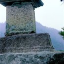 영동신항리삼존불입상 앞 주차장 | 천년 은행나무가 있어 더욱 아름다운 천태산 영국사 (충남 영동군)
