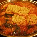 강남역 악바리부대찌개 + 의정부역 피자헛! 이미지