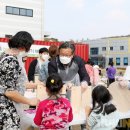 가족과 함께 쿠키만들기 이미지