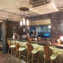 엣지 993(edge 993) | Edge 993 - 밤 풍경과 커피 한 잔