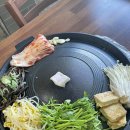 더덕솥뚜껑삼겹살 - 유성구 관평2로 22 | 더덕솥뚜껑삼겹살