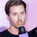 이상은 살아있다. 이미지