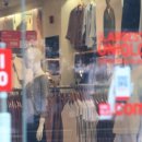 유니클로 앞 이미지