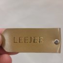 이지(LeeJee) | 지인이 선물해준 명함지갑-리아씨네 지갑공장