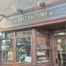 솔트P소금찜질방 | 행궁동 솔트팩토리 | 소금에 미친 듯이 집중하는 곳 소금빵 맛집