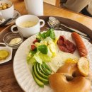 니어앤디어브런치카페 이미지