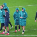 오늘자 흐비차 PSG 데뷔전 같은 라인에서 합맞춘 좌짤라 이강인 플레이모음.gif 이미지