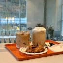 111 | [충북 청주 카페] 분위기+개방감 잡은 모던대형카페 ‘111LAC’ 솔직후기