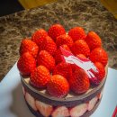 파주시청 | 투썸플레이스 스초생 프레지에 홀케이크 후기｜파주시청점 예약픽업 - 가격, 디자인, 맛 총정리