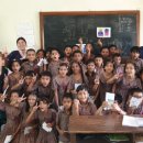 기쁨의 교회 앞 보도 이미지