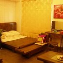 느릅나무집 이미지