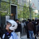 T월드 앞 이미지