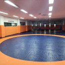 청량고등학교 | 동대문앵글 청량고등학교 레슬링부 연습실 앵글코리아 무볼트랙 설치 시공 후기