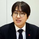 하정우 수석 10일 아시아경제 인터뷰📘 《2025 한국 AI 정책의 구조적 문제점 백서》— 하정우 대통령실 AI미래기획수석 인터뷰를 이미지