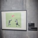 사진으로 본 새로운 세상 | 뱅크시 스틸 히어 전시 후기🎨｜유머와 풍자로 세상에 메시지를 던지는 예술✨