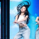 춤추는머리카락 이미지