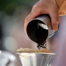 Korea's value-focused coffee chains' enjoy high profits 가치중심커피체인점 고수익실현 이미지