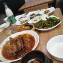 명자네제육쭈꾸미쌈밥