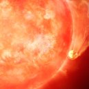 [사이테크+] 미리 보는 지구의 최후…美연구팀, 행성 집어삼키는 별 첫 관측 이미지