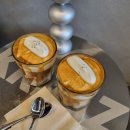 용산-402 | 서울 용산 삼각지 쫀쫀한 크림 아인슈페너 맛집 크림즈 카페(웨이팅)