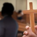 "나와 하나가 돼야 해" 여성 신도 성착취 '사이비' 목사 송치 이미지