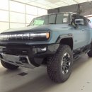 2024 GMC HUMMER EV SUV 3X 438mi Neptune Blue Matte 이미지