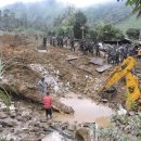 Deadly mudslide in Sri Lanka - 스리랑카 산사태. 이미지