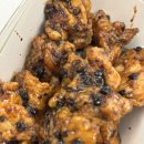 호식이두마리치킨(죽도점) | 호식이두마리치킨 딥블랙갈릭 후기