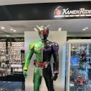 병영중학교 | [오사카 2025] 우메다 다이마루 5층 - 가면라이더 스토어