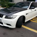 BMW/E90 335i 세단/2007년/164,000km/화이트M3바디킷/유사고/1,350만원 이미지