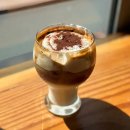 빨간카페 이미지