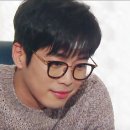 유아이 안경 이미지