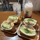카페 단체주문 읍천리382 샌드위치 맛집 추천 경주 답례품 샌드위치, 디저트 맛집 읍천리382 경주황성점