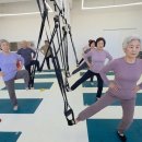 시니어 그룹PT 이미지