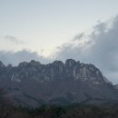 바위안 화장실 | 울산바위 뷰와 맞바꾼 카즈미 아티카X 폴대, 고성 캠핑느루 강풍 후기 (숲속존 S1)