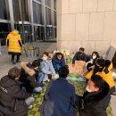국회 앞 농성중인 박주민 응원차 온 의원들..ㅎ 이미지