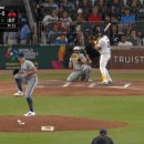 MLB 올스타전 - 쐐기를 박는 북극곰 피트 알론소 쓰리런 ㄷㄷㄷ.gif 이미지