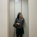 교촌치킨논현에코메트로점 | 12월 출근룩 일상 중간 기록🖤 (코스 니트, 그레이룸 니트, sie 시에 스커트, 토템 머플러)