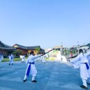 용담검무(보유자 장효선) | 장효선 명인 ‘한국 전통전승무예 용담검무의 가치와 문화적 변화를 진지하게 모색해 가다’