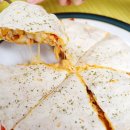 치즈 듬뿍~ 피자보다 맛있는 멕시코 치킨 퀘사디아 이미지