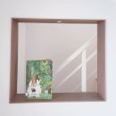 가족정원 나직 | 구스타프 클림트의 그림 속으로 떠나는 두 소녀의 잔잔하고 아름다운 여정 : 클림트의 정원으로