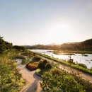 박수량백비 화장실 이미지