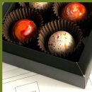 마카롱 제작소 | 포장으로 전하는 카페의 아이디어와 서비스