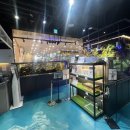 수원-1179 | 어푸어푸 수원 망포점 솔직 후기 – 아이가 눈 반짝이는 수족관 카페 (가격·먹이체험·파충류 핸들링...