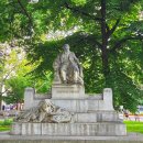 소로3-66 | [50일간 혼자 떠난 세계여행]D+44, 프라하-비엔나 열차 비즈니스석 이동후기(ft, 카를성당, 모차르트동상)