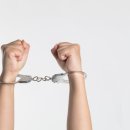 오뚜기유흥주점 | Q ; 성매매 여성은 처벌하지 않는다? 성매수자와 판매자 모두 처벌하자는 주장, 성매매특별법의 허점...