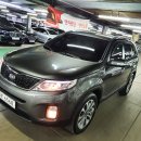 kia/뉴쏘렌토2.0트렌디/4WD.14년08월식/14만/티타륨컬러/1180네비후카 이미지